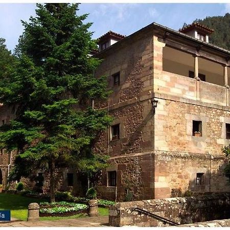 Hotel Las Caldas Las Caldas De Besaya Exterior photo